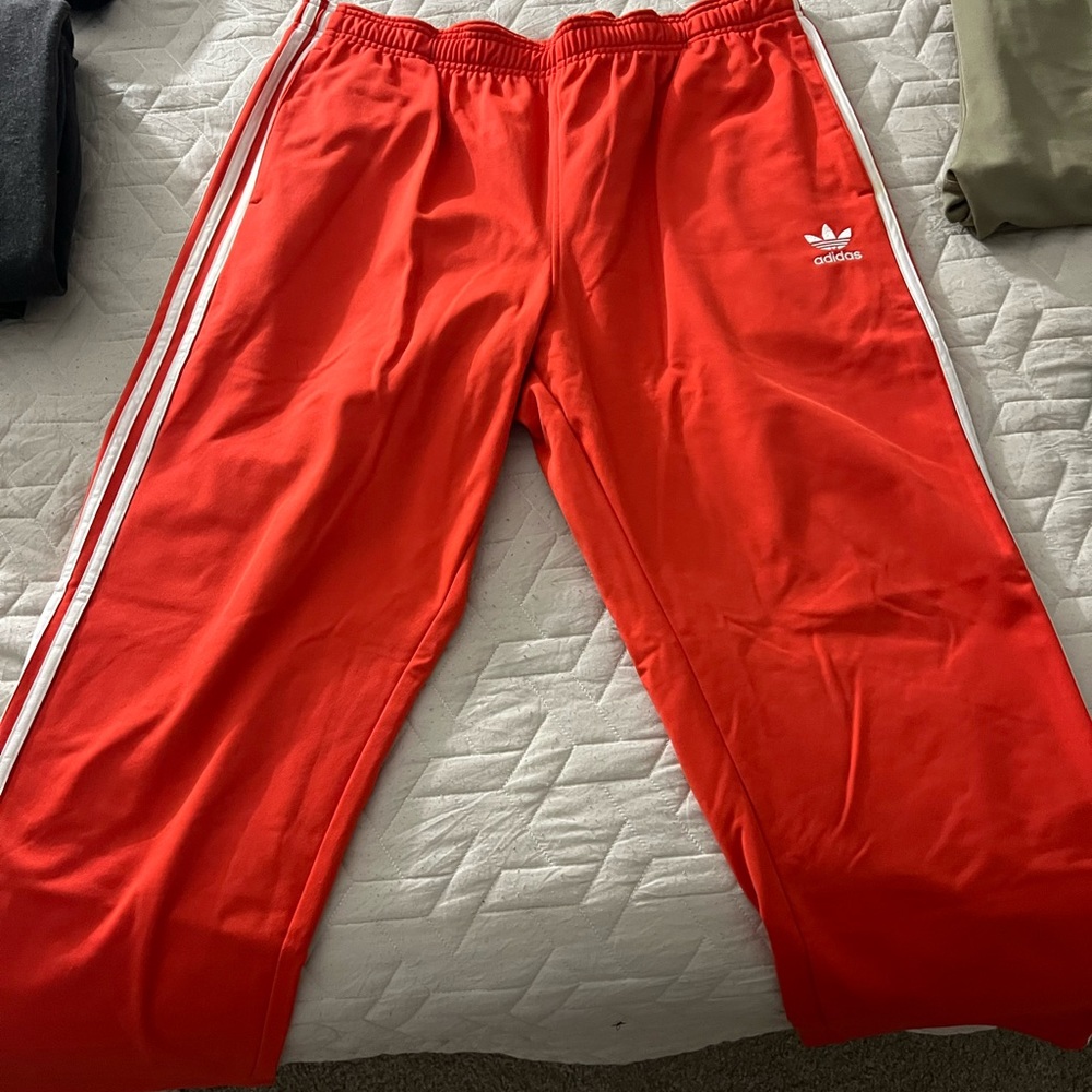 Adidas vintage pants